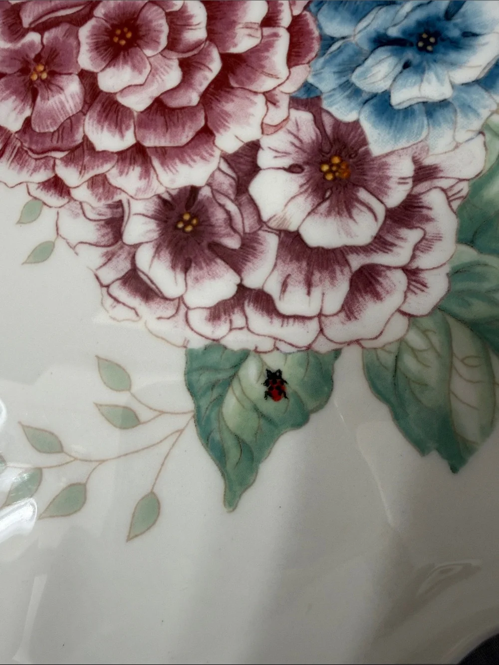 Lenox Butterfly Meadow Hydrangea Plate by Louise Le Luyer Scalloped Edges 9”